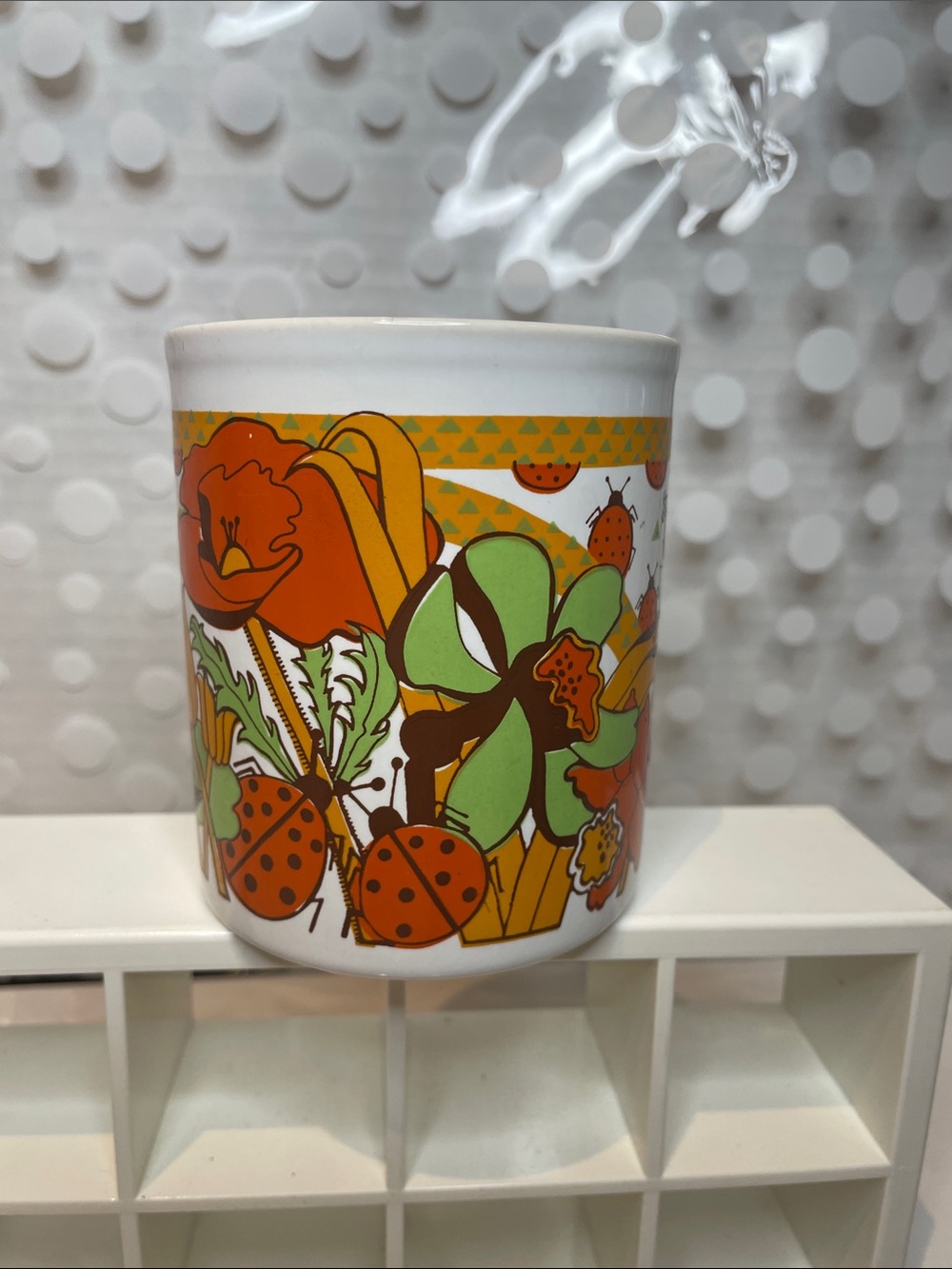 Vintage 70s Groovy Floral mug